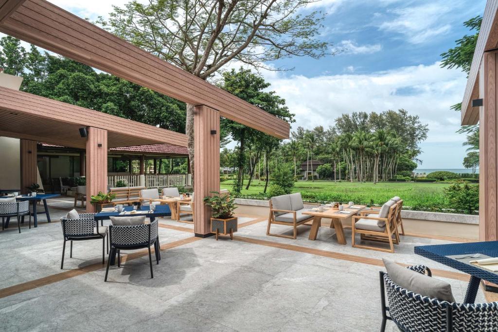 דוסיט טאני קראבי (Dusit Thani Krabi Beach Resort)