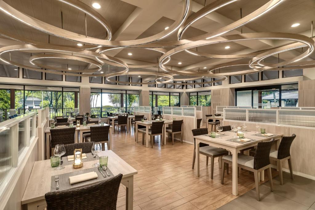 דוסיט טאני קראבי (Dusit Thani Krabi Beach Resort)