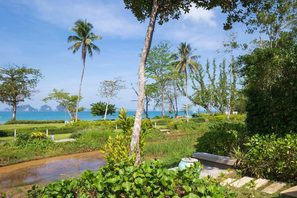 בניאן טרי קראבי (Banyan Tree Krabi)