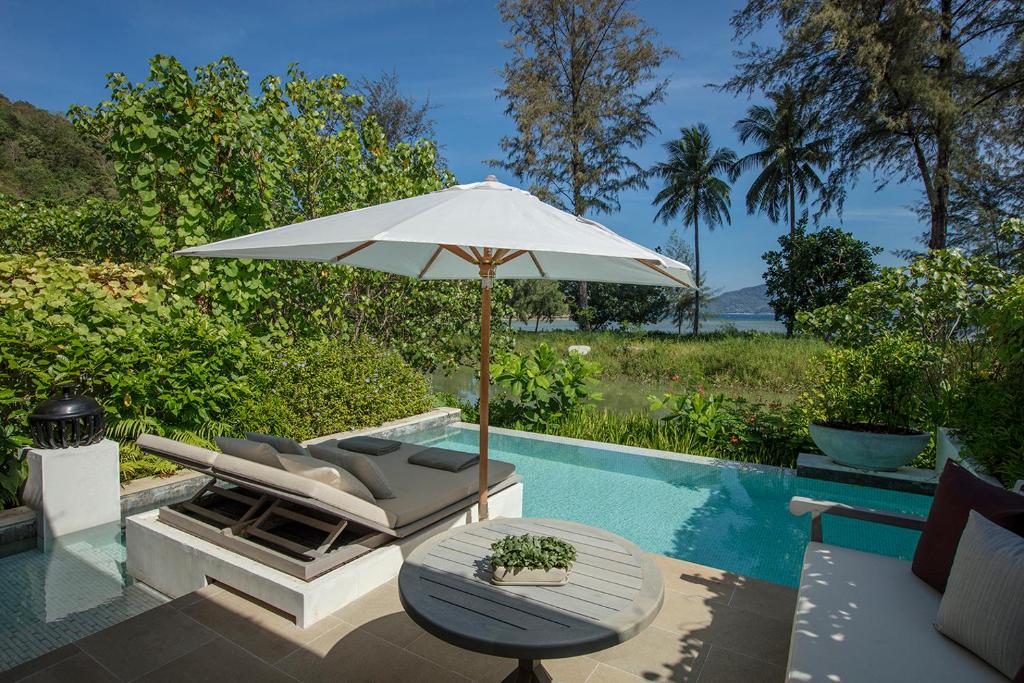 רוזווד פוקט (Rosewood Phuket)