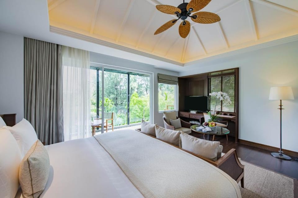 אננטרה לאיין פוקט (Anantara Layan Phuket)