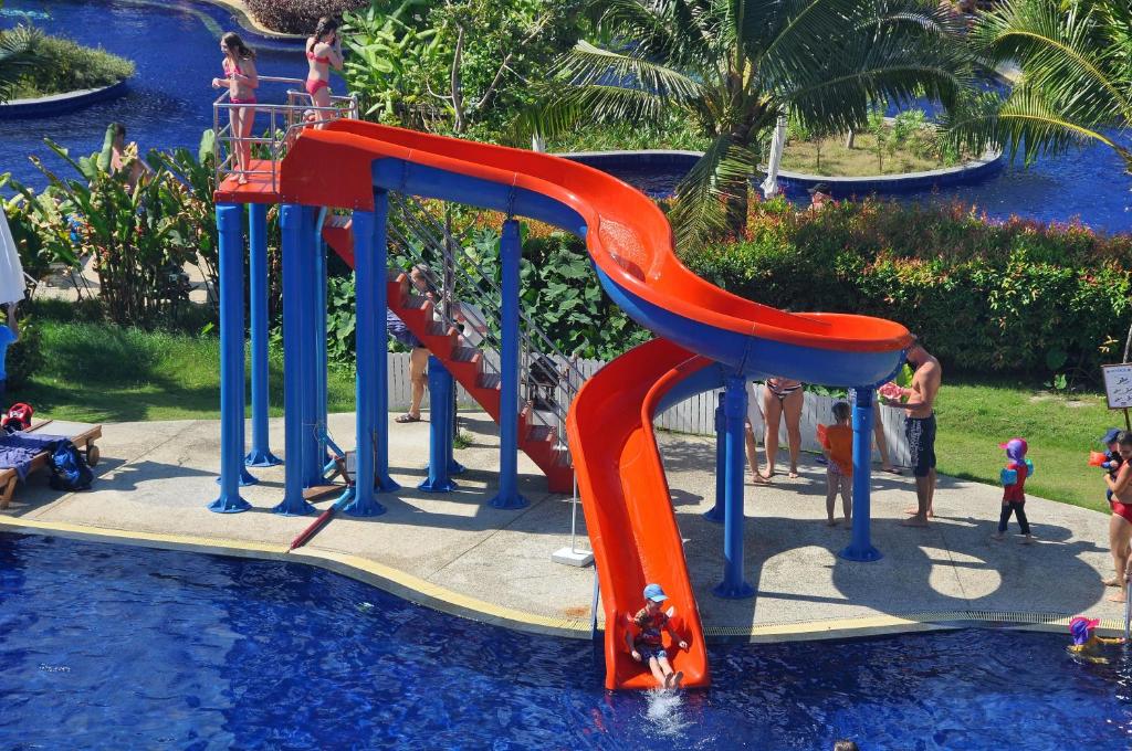 סאן-ווינג קמאלה ביץ' (Sunwing Kamala Beach)