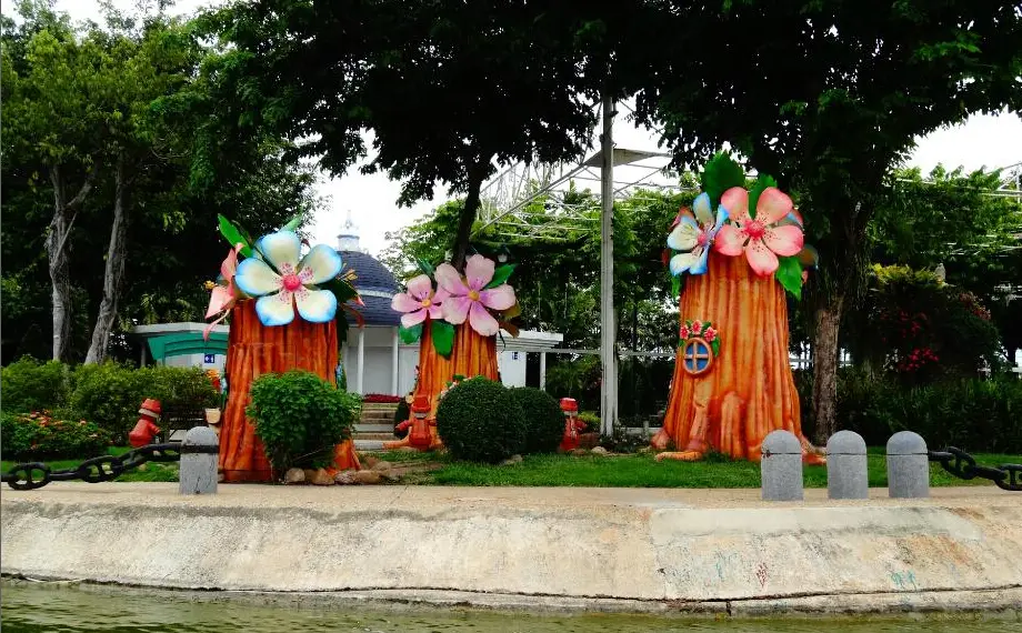 עולם החלומות בנגקוק – Dream World Bangkok