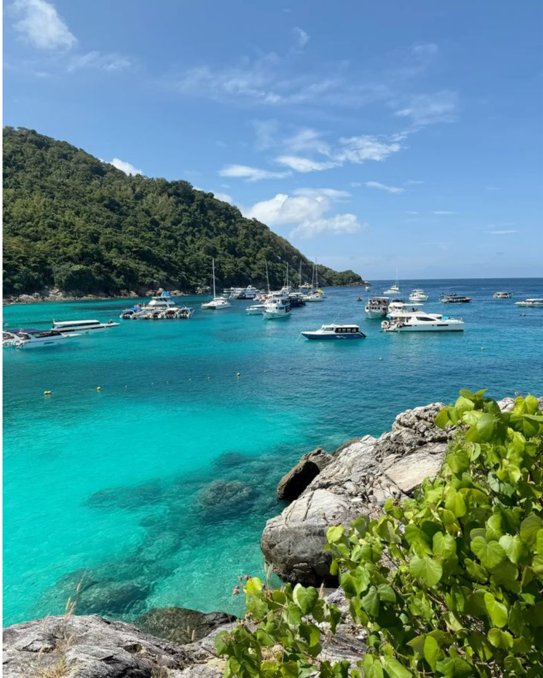 Racha and Coral Island Tour Phuket – טיול שייט לאיי ראצ'ה וקורל בפוקט