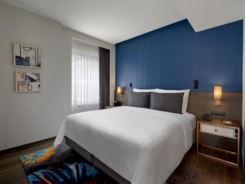 מלון סינדהורן מידטאון - (Sindhorn Midtown Hotel)