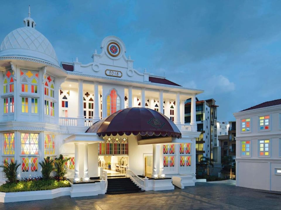 מובנפיק מית' פטונג פוקט - (Movenpick Myth Patong Phuket)