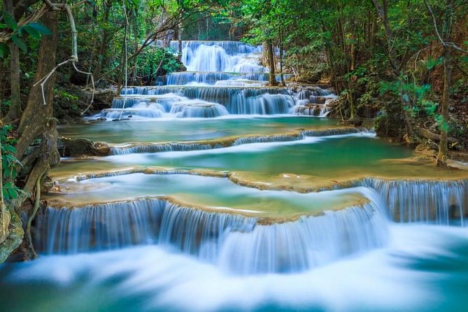 מפלי ארוואן (Erawan Falls)