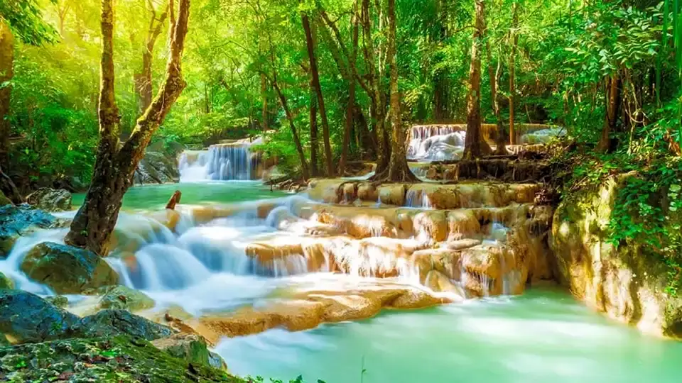 מפלי ארוואן (Erawan Falls)