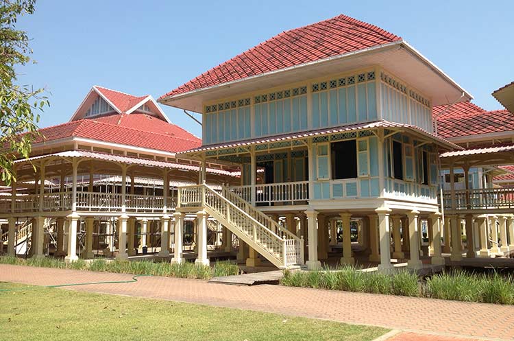 ארמון מריגאדייאוואן (Maruekhathaiyawan Palace)